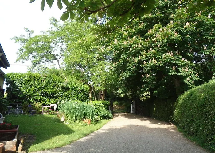 Couette-café Léchémia 3*